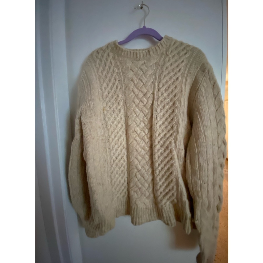 Chris Evans sweater
